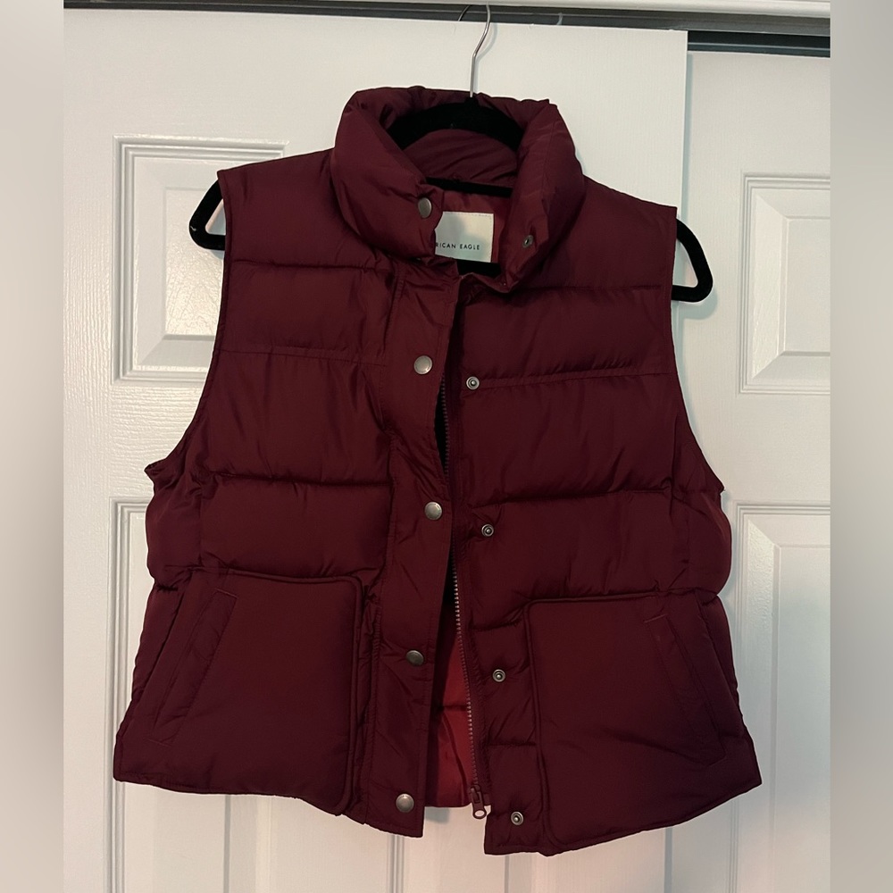 American Eagle Puffer Vest